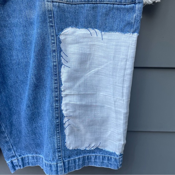 ERIKA KELLY APPAREL Patchwork Vintage Hankies & Lace Hand Sewn Denim Shorts - Picture 10 of 14